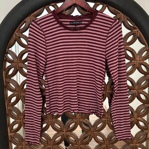 Abercrombie & Fitch Ribbed Lettuce Edge Top
